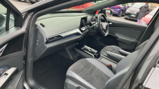 Volkswagen ID.4 109kW Life Pure 52kWh 5dr Auto Electric Estate